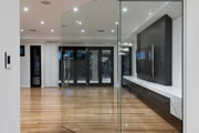 Floors of Distinction