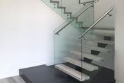 Floors of Distinction