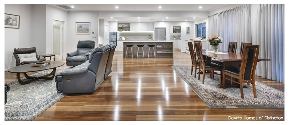 Devrite Homes of Distinction