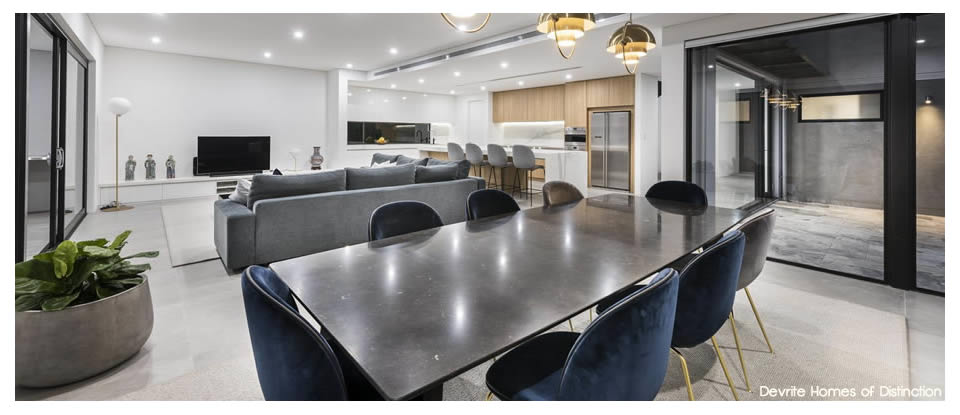 Devrite Homes of Distinction