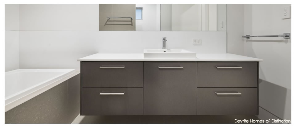 Devrite Homes of Distinction