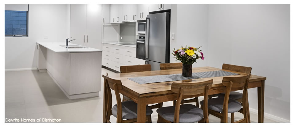 Devrite Homes of Distinction