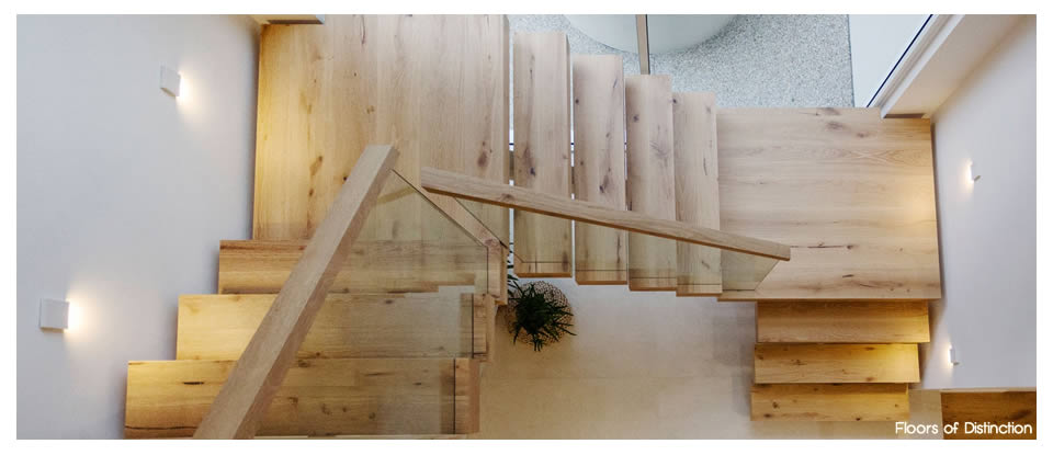Floors of Distinction